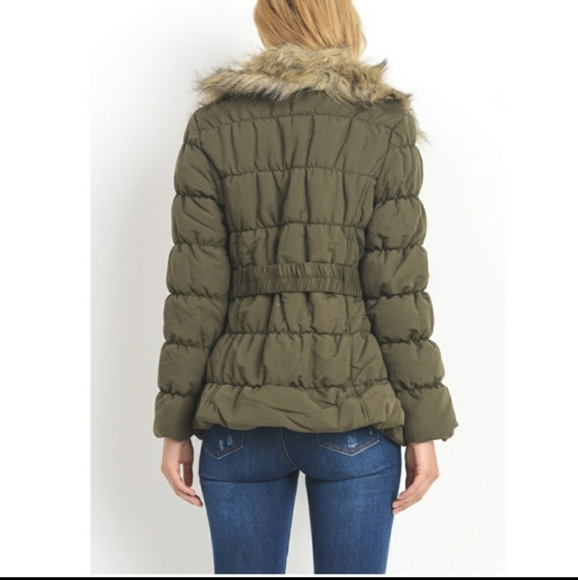 Fur hooded❣ last one Parka puffer jacket with belt - Picture 3 of 16